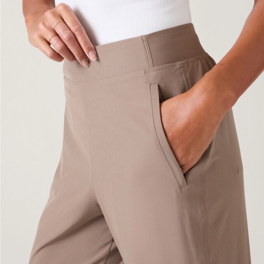 Athleta Brooklyn Pants Womans Size 10 - Picture 3 of 4